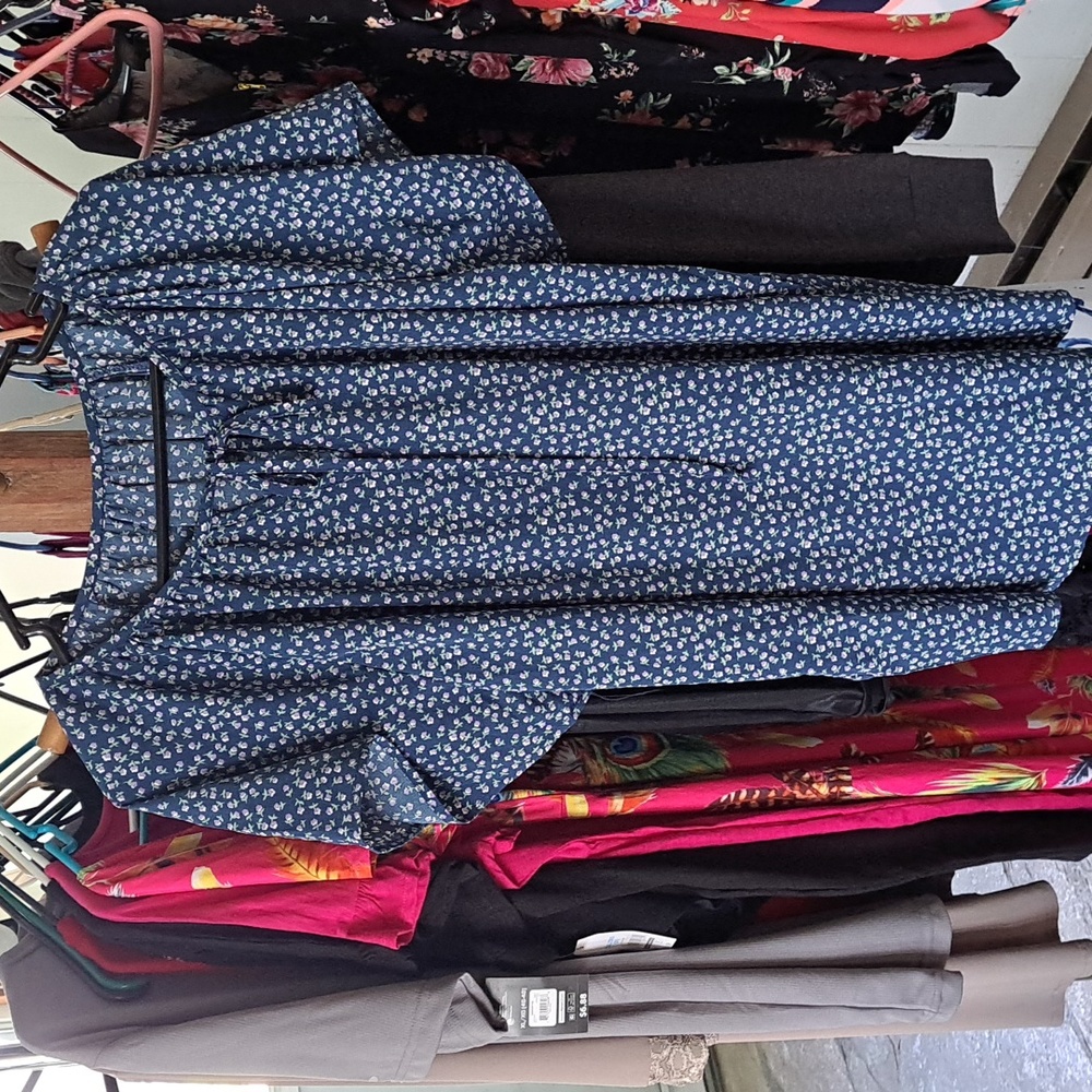 NWOT FLORAL BLOUSE 2X